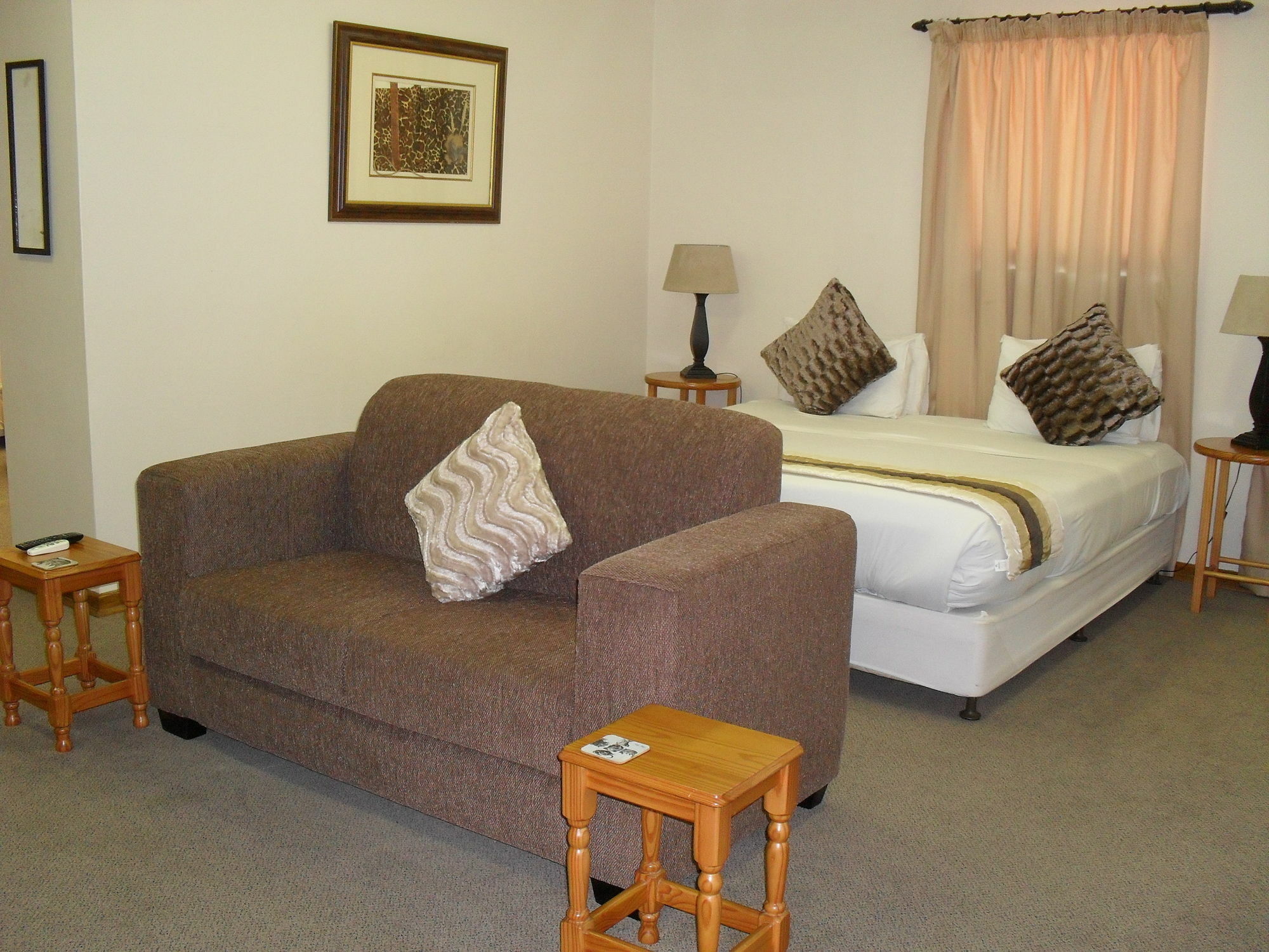 8 Royal Palm B&B Umhlanga Rocks Dış mekan fotoğraf